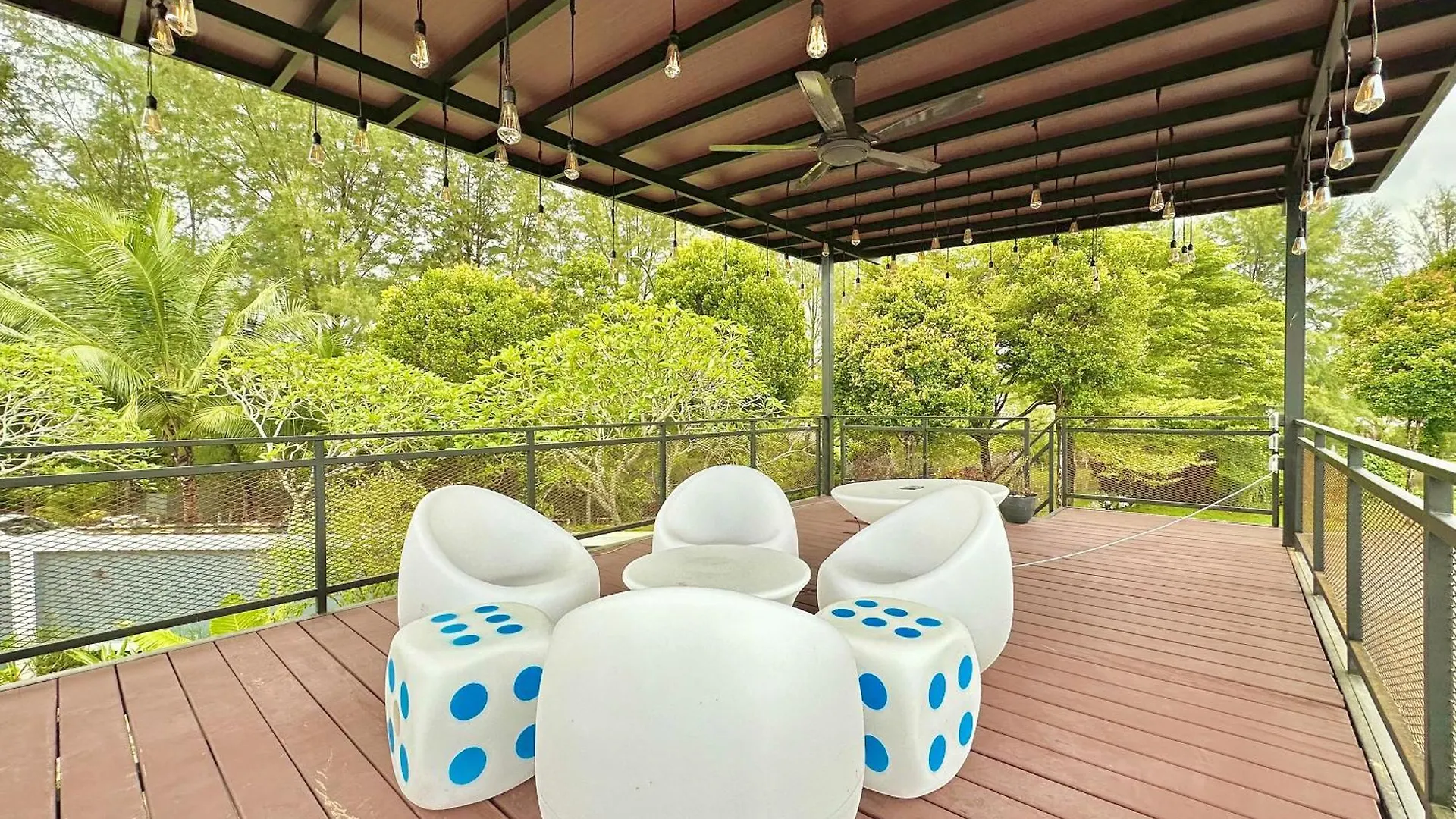 Mount Austin Landed Homestay 16Pax Karaoke Jacuzzi Bbq By Stayrene Johor Bahru 0*,