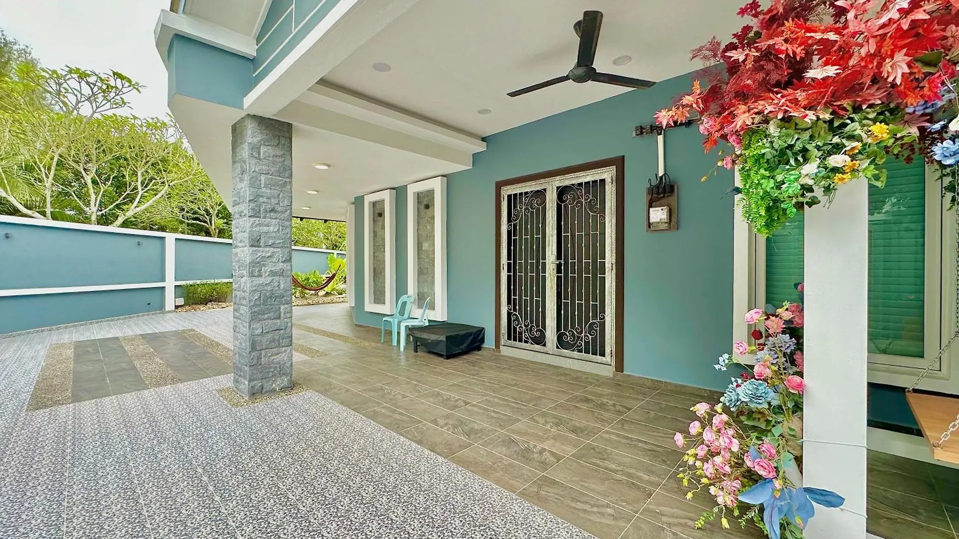 Mount Austin Landed Homestay 16Pax Karaoke Jacuzzi Bbq By Stayrene Johor Bahru Malaysia